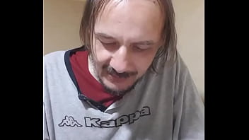 Love 02 03 devi uscire con me