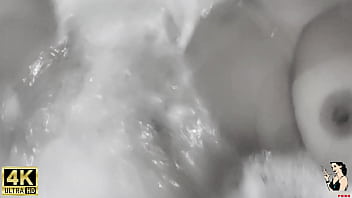 Trailer bubble bath and milf teacher masturbating pussy