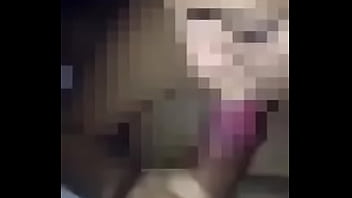 Esposa puta mamando verga cornudo