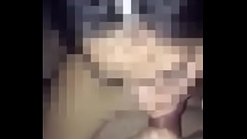 Esposa puta mamando verga cornudo