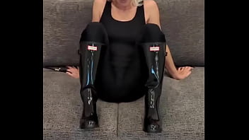 Black bodysuit & black hunter boots