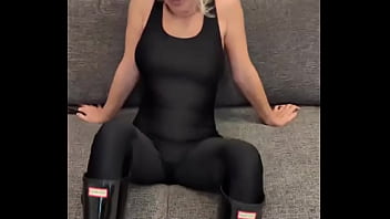 Black bodysuit & black hunter boots