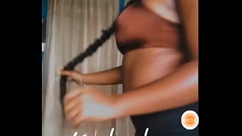 Twerking that fat ass she fine as hell