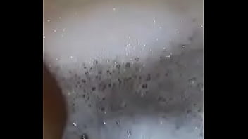 Ebony masterbate in bath