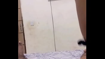 Meu marido achou o macho com a rola que me fez gozar gritando