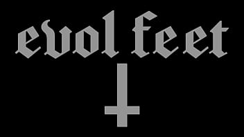 The only thing i'm missing is your cum on my feet The only thing i'm missing is your cum on my feet