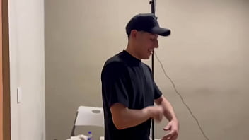 Nonton Ya Tengo Verificado Mi Canal De Pornhub ?con Qui&eacute;n Creen Que Deber&iacute;a Colaborar? thumbnail