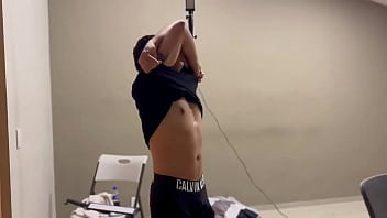 Ya tengo verificado mi canal de pornhub con quién creen que debería colaborar