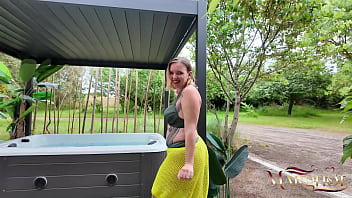 Duo love au jacuzzi de l'ile des plaisirsbien arriver sur ce lieux libertin je