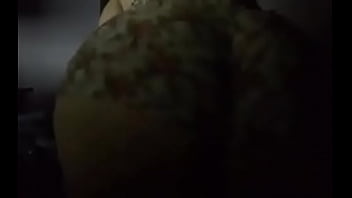 Namorada dançando funk