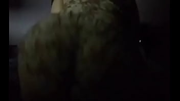 Namorada dançando funk