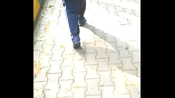 Big Ass In Public thumbnail