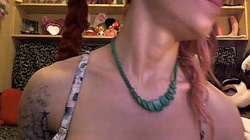 Sofi mora cute outfit and braids