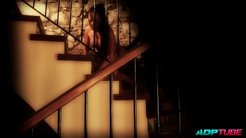 Follando con un desconocido en la carretera adptube