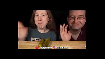 Songbyrd and chuck making out