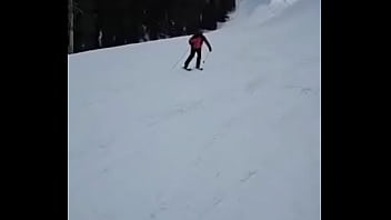 I’m having a blast skiing in mammoth i did 28 miles on day 1 time for day 2 ️catch me if you can