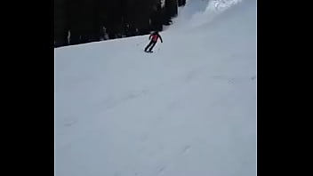 I’m having a blast skiing in mammoth i did 28 miles on day 1 time for day 2 ️catch me if you can