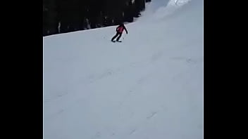 I’m having a blast skiing in mammoth i did 28 miles on day 1 time for day 2 ️catch me if you can