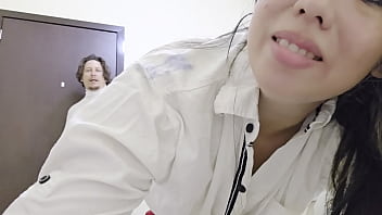 Castigo a mi hijastra culona por pervertida y me le follo su rico coño hasta correrme en él