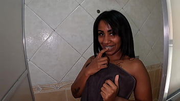 Hora de tomar aquele banho sensual