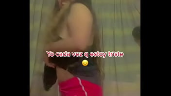 Chibola presume culo