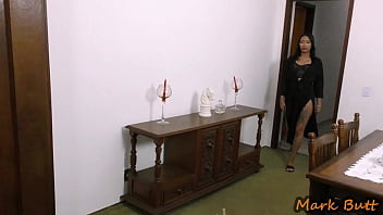 Metendo fundo no cuzinho da cunha