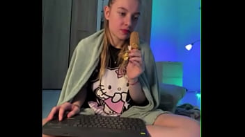 Masturbate big cock with hot blonde