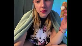 Masturbate big cock with hot blonde