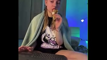 Masturbate big cock with hot blonde