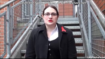 Amy acts like a slutty teacher