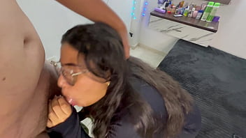 Me follo a desconocido de grande polla en parque publico casi nos descubren