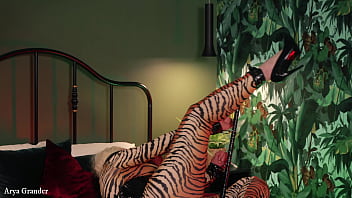 Big ass moaning milf in bondage tries to get out but