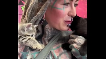 Sweet little kittens on my arm what’s your favorite way to bond with youts #kittencuddles #felinefriends #