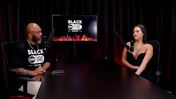 Casou muito cedo o conheceu na igreja e namoraram sem sexo algumas mulheres querem agradar o marido e sobre gozar maria bittencourt watch sheer red