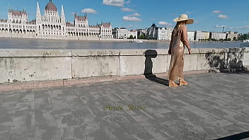 Arielarider public transparent dres budapest