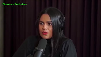 Masturbação excessiva mesmo em publico desejando as gostosas