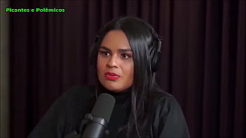 Masturbação excessiva mesmo em publico desejando as gostosas