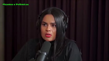 Masturbação excessiva mesmo em publico desejando as gostosas