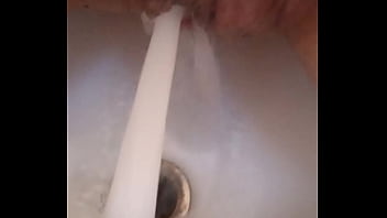 Gretala gioca con i suoi buchi della fica e del culo Gretala gioca con i suoi buchi della fica e del culo