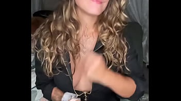 Bonjour mes amours pense à devenir fan y’a une offre d’essai follow