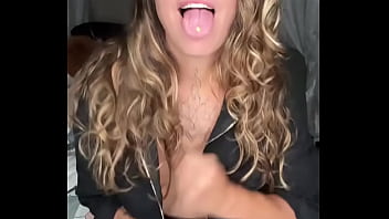 Bonjour mes amours pense à devenir fan y’a une offre d’essai follow