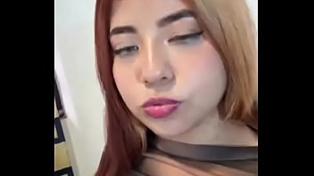 Aquí les dejo un pedacito de video de la sesión de fotos explícitas de angelitocruzx