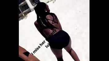 Vid 46940814 050521 882