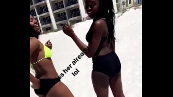 Vid 46940814 050521 882 thumbnail