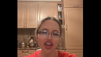 Наглая блонда