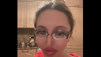 Наглая блонда