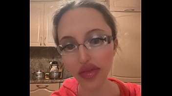 Наглая блонда