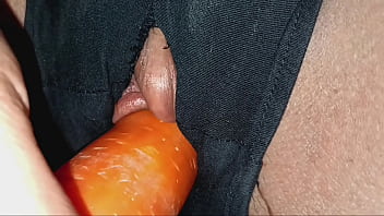 I meet an old friend at a party and she eats my ass all night