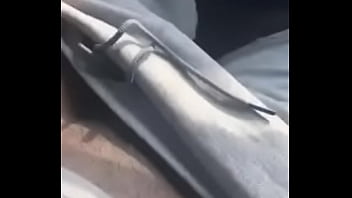 She wanna see me cum