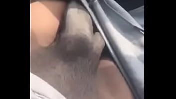 She wanna see me cum